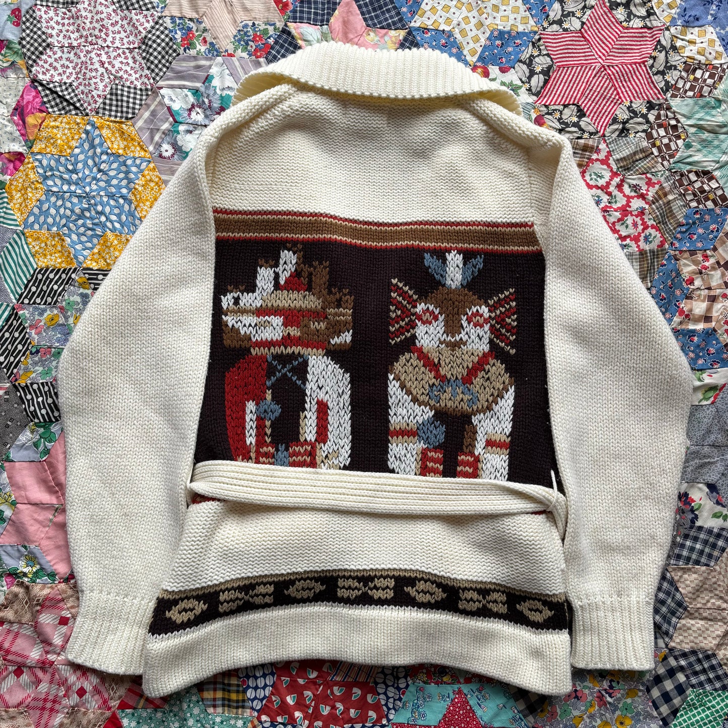 Vintage 1970s Acrylic Sweater. Medium