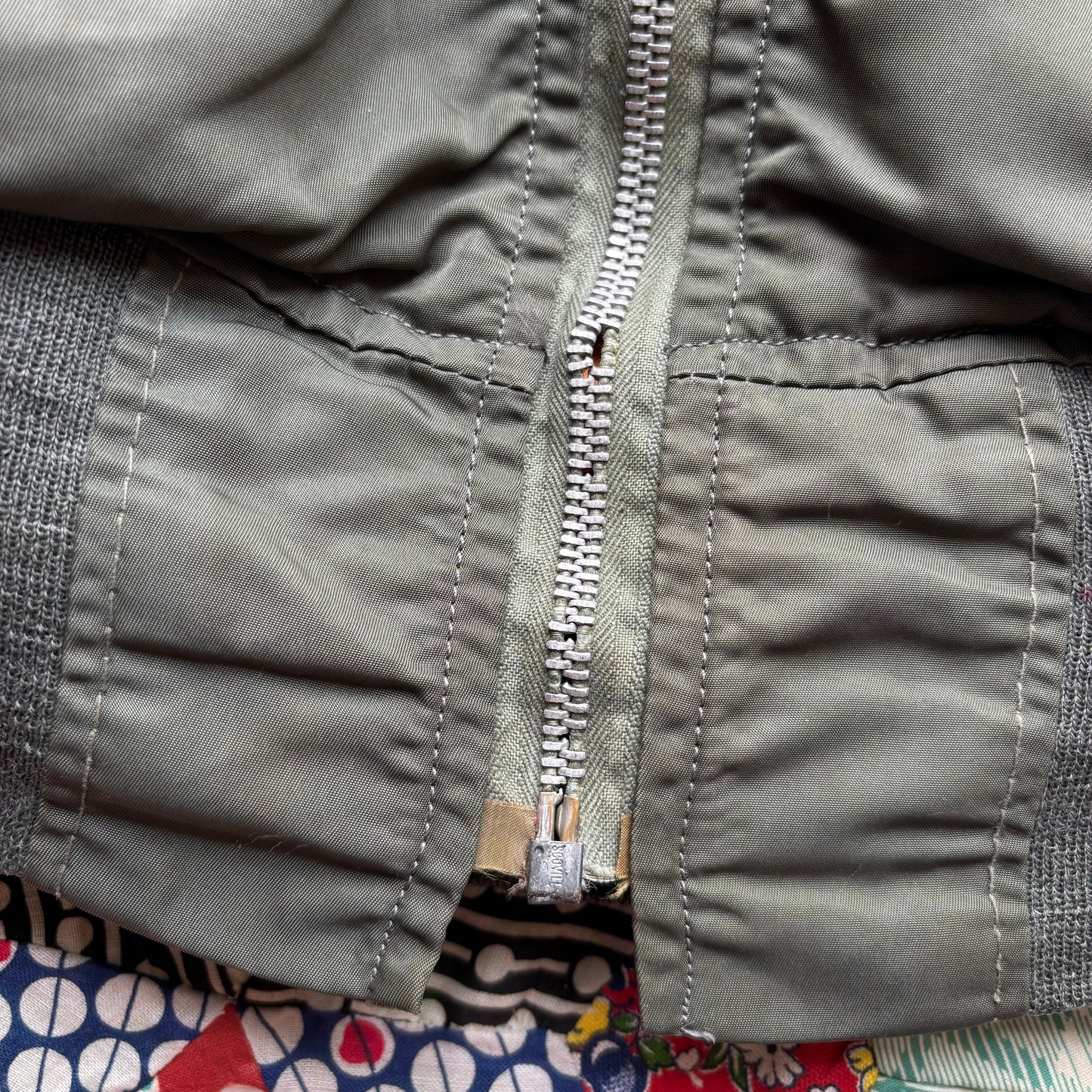 Vintage 1970s USAF Bomber Jacket. Medium